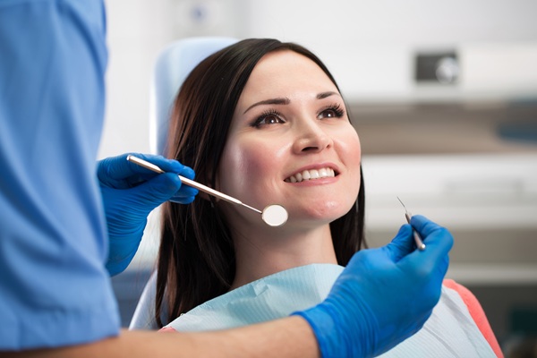 Reasons To Consider Teeth Whitening At A Dental Office
